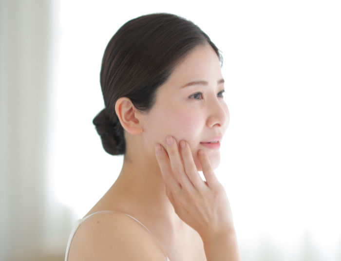 洗顔後の肌がつっぱる理由は？原因と対策を徹底解説！